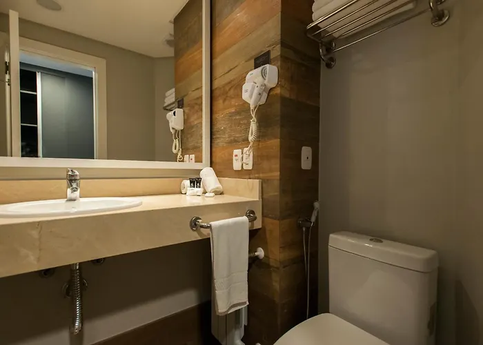 Hotel de luxo Apenas: Hotel Cercano